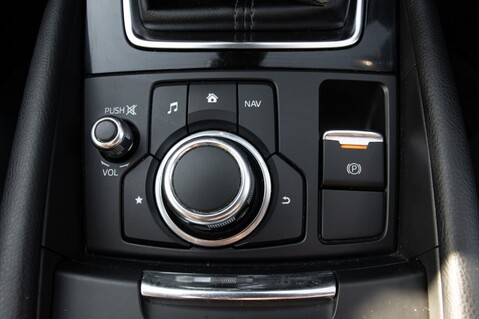 Mazda 3 SE-L NAV 32