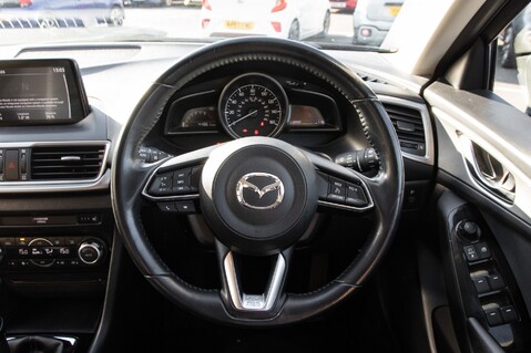 Mazda 3 SE-L NAV 21