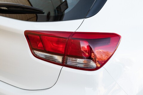 Kia Rio 2 10