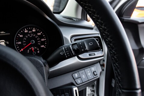 Kia Rio 2 18