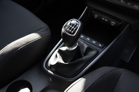 Hyundai i20 T-GDI PREMIUM 31