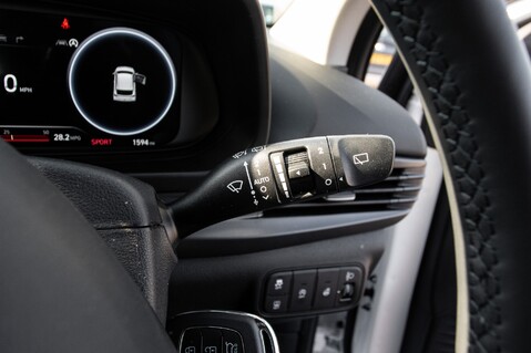 Hyundai i20 T-GDI PREMIUM 18