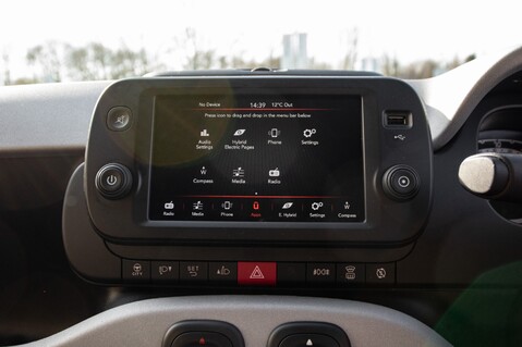 Fiat Panda GARMIN MHEV 26