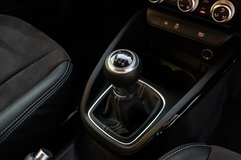 Audi A1 TFSI BLACK EDITION NAV 30