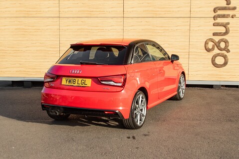 Audi A1 TFSI BLACK EDITION NAV 3