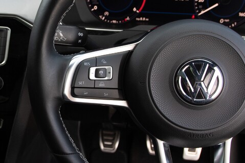 Volkswagen Passat R LINE TDI BLUEMOTION TECHNOLOGY 19
