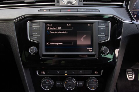 Volkswagen Passat R LINE TDI BLUEMOTION TECHNOLOGY 26