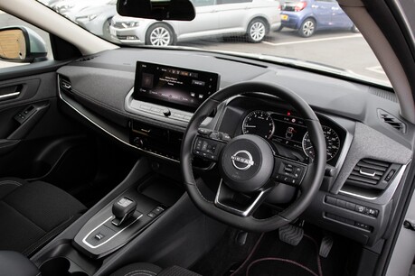 Nissan Qashqai DIG-T ACENTA PREMIUM XTRONIC