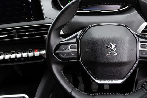 Peugeot 3008 PURETECH S/S ALLURE 19