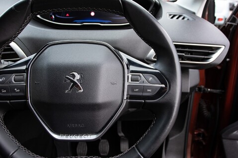 Peugeot 3008 PURETECH S/S ALLURE 20