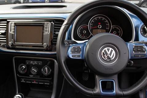 Volkswagen Beetle DESIGN TSI BLUEMOTION TECHNOLOGY 19