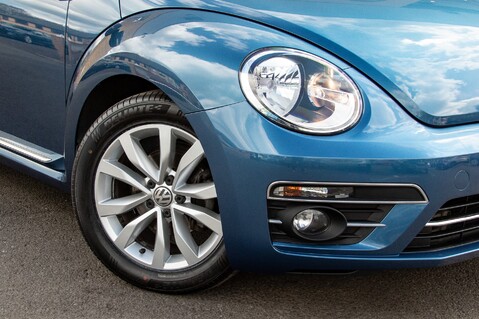 Volkswagen Beetle DESIGN TSI BLUEMOTION TECHNOLOGY 2