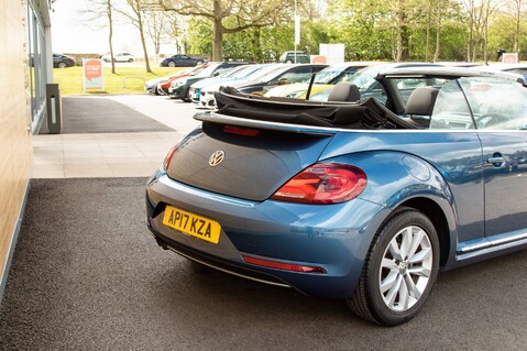 Volkswagen Beetle DESIGN TSI BLUEMOTION TECHNOLOGY 9