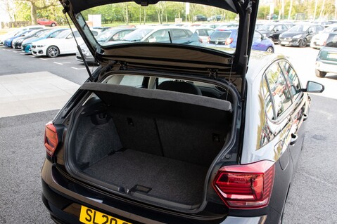 Volkswagen Polo SE EVO 33