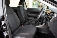 Volkswagen Polo SE EVO 29