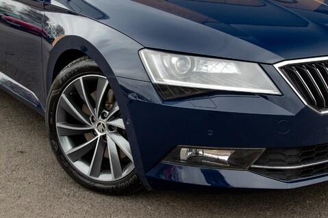 Skoda Superb LAURIN AND KLEMENT TSI DSG 2