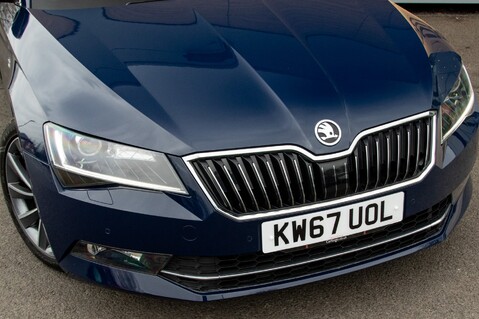 Skoda Superb LAURIN AND KLEMENT TSI DSG 11