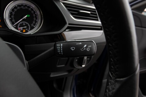 Skoda Superb LAURIN AND KLEMENT TSI DSG 19