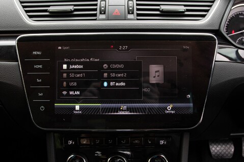 Skoda Superb LAURIN AND KLEMENT TSI DSG 24
