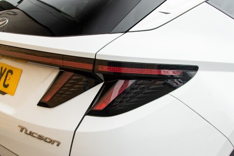 Hyundai TUCSON T-GDI ULTIMATE DCT MHEV 10