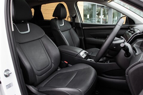 Hyundai TUCSON T-GDI ULTIMATE DCT MHEV 25