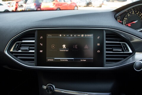 Peugeot 308 BLUEHDI S/S GT LINE 26