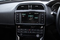 Jaguar XE R-SPORT INGENIUM AWD 27