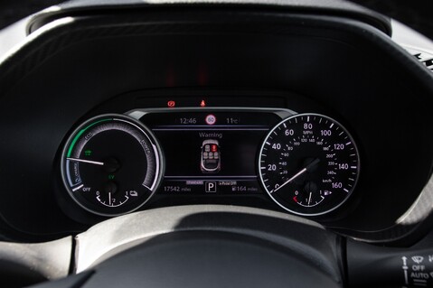 Nissan Juke N-CONNECTA 15