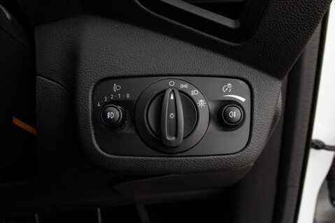 Ford Kuga ST-LINE 16