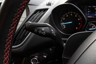 Ford Kuga ST-LINE 17