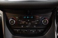 Ford Kuga ST-LINE 33