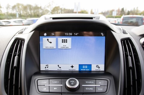 Ford Kuga ST-LINE 27