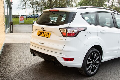 Ford Kuga ST-LINE 9