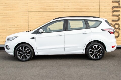 Ford Kuga ST-LINE 13