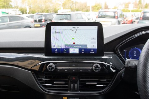 Ford Kuga ST-LINE X FIRST EDITION 25