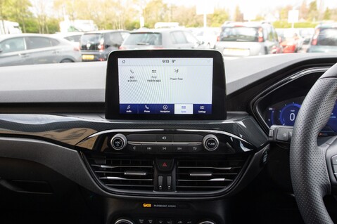 Ford Kuga ST-LINE X FIRST EDITION 26