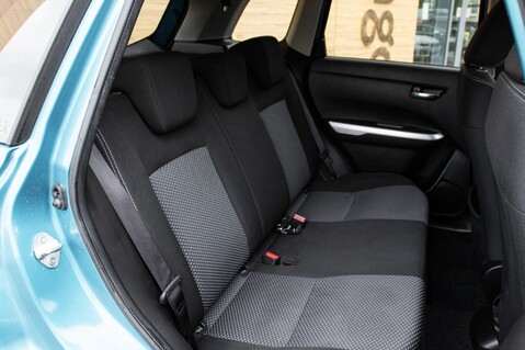 Suzuki Vitara SZ-T 32