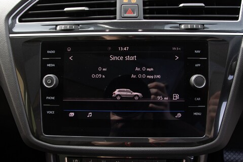 Volkswagen Tiguan SEL TDI BLUEMOTION TECHNOLOGY DSG 22