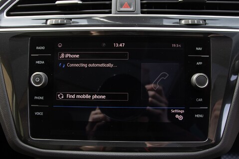 Volkswagen Tiguan SEL TDI BLUEMOTION TECHNOLOGY DSG 26