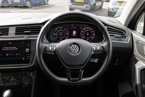Volkswagen Tiguan SEL TDI BLUEMOTION TECHNOLOGY DSG 21