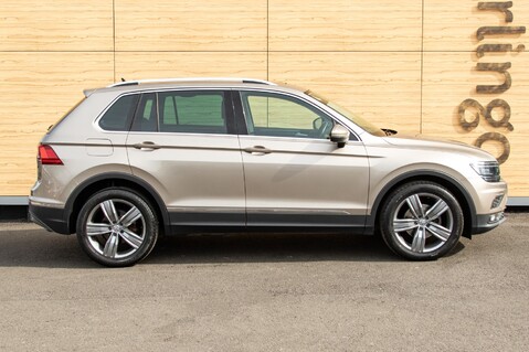 Volkswagen Tiguan SEL TDI BLUEMOTION TECHNOLOGY DSG 12