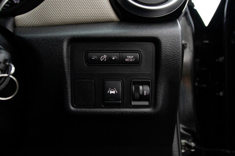 Nissan Micra ACENTA 16