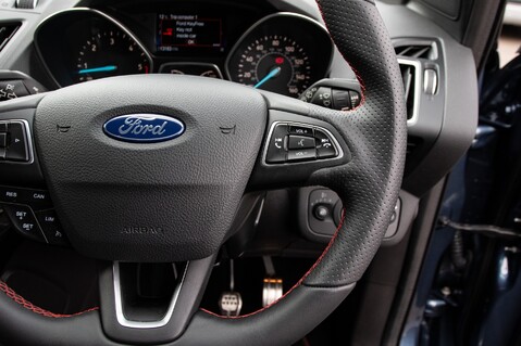 Ford Kuga ST-LINE TDCI 20