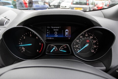 Ford Kuga ST-LINE TDCI 15