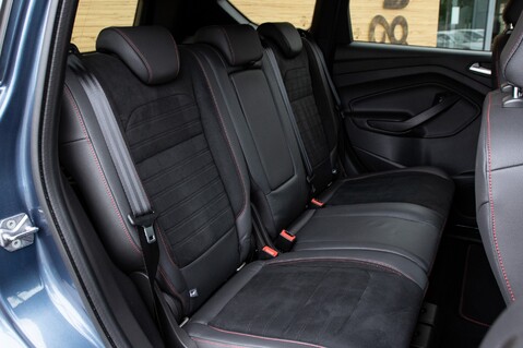 Ford Kuga ST-LINE TDCI 33