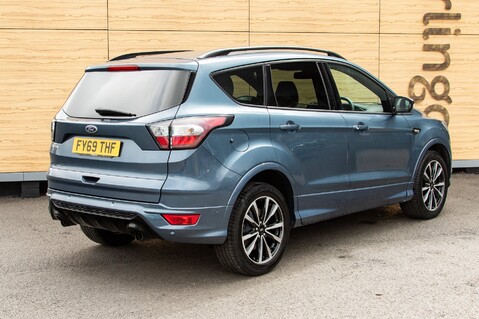 Ford Kuga ST-LINE TDCI 3