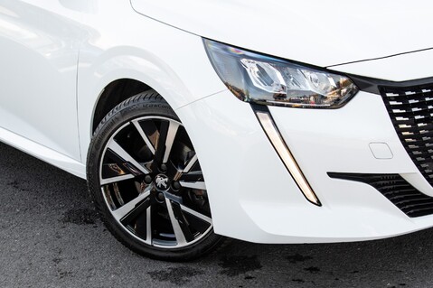 Peugeot 208 PURETECH ALLURE S/S 2