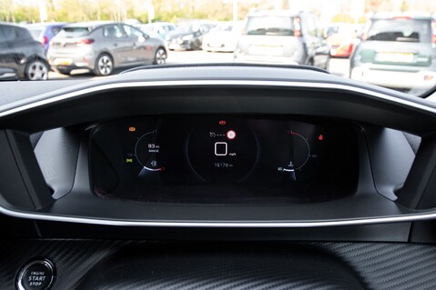 Peugeot 208 PURETECH ALLURE S/S 15