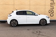 Peugeot 208 PURETECH ALLURE S/S 12