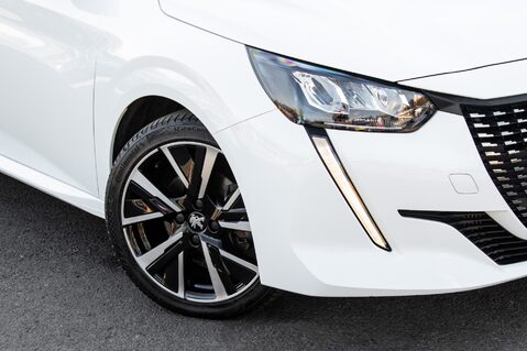 Peugeot 208 PURETECH ALLURE S/S 2